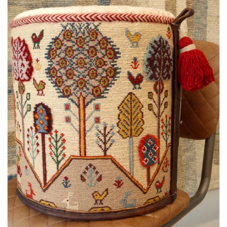 Zollanvari Landscape Stool